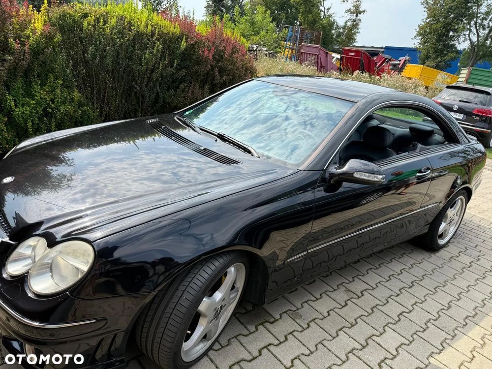 Mercedes-Benz CLK - 12