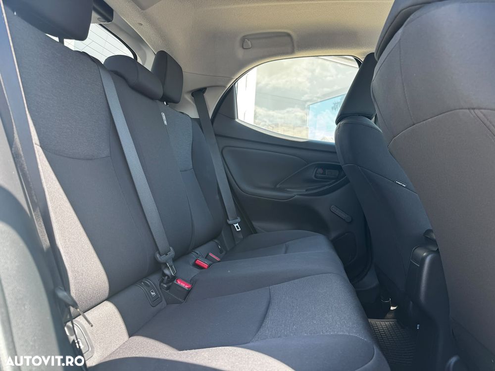 Toyota Yaris - 18