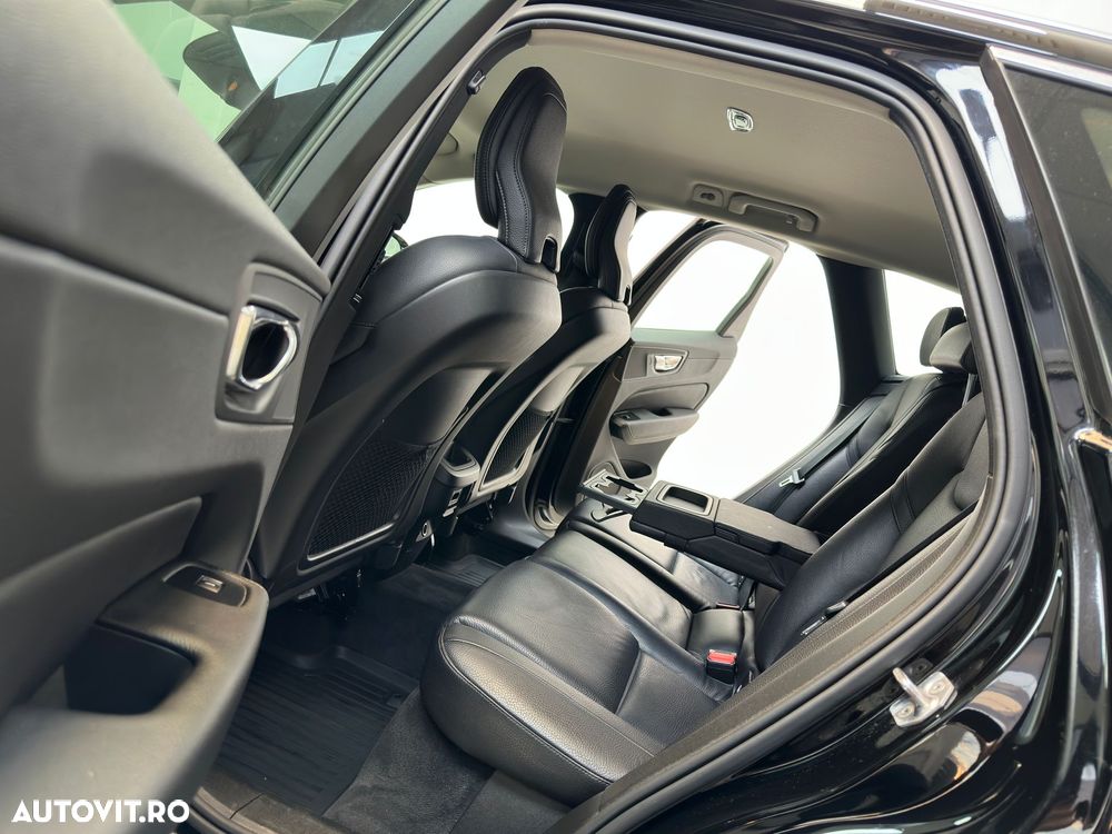 Volvo XC 60 D4 AWD Inscription - 8