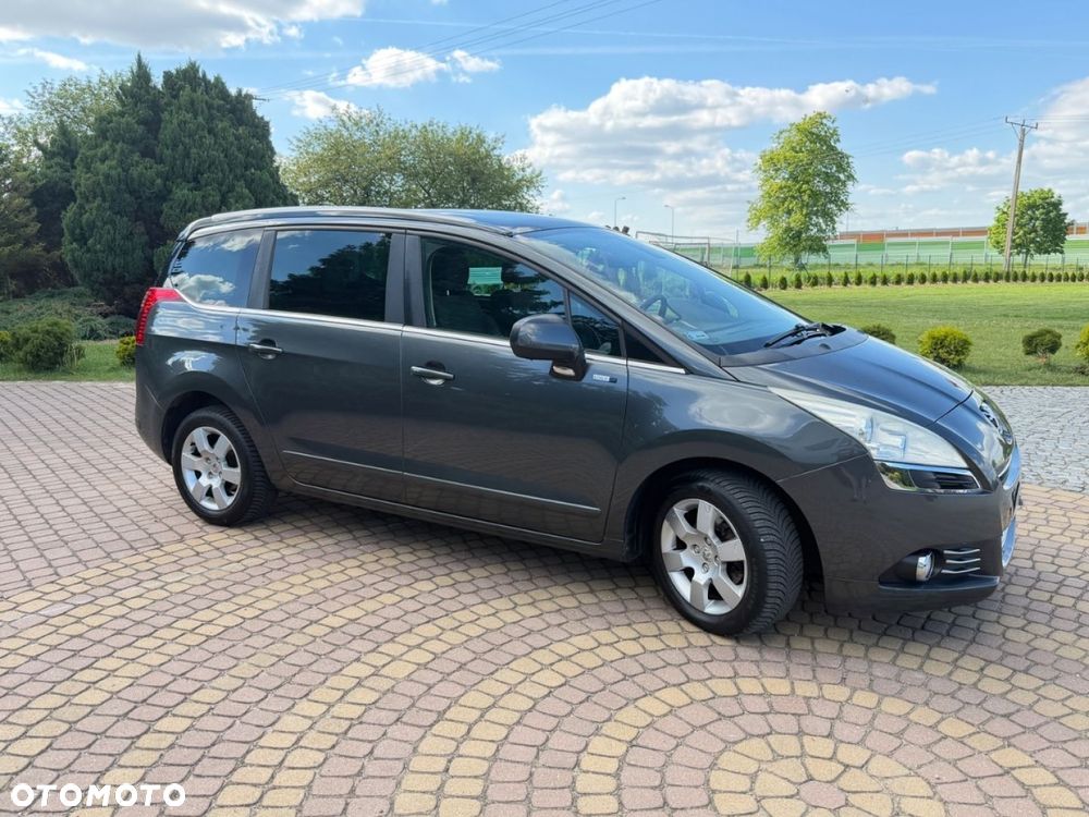Peugeot 5008 - 30
