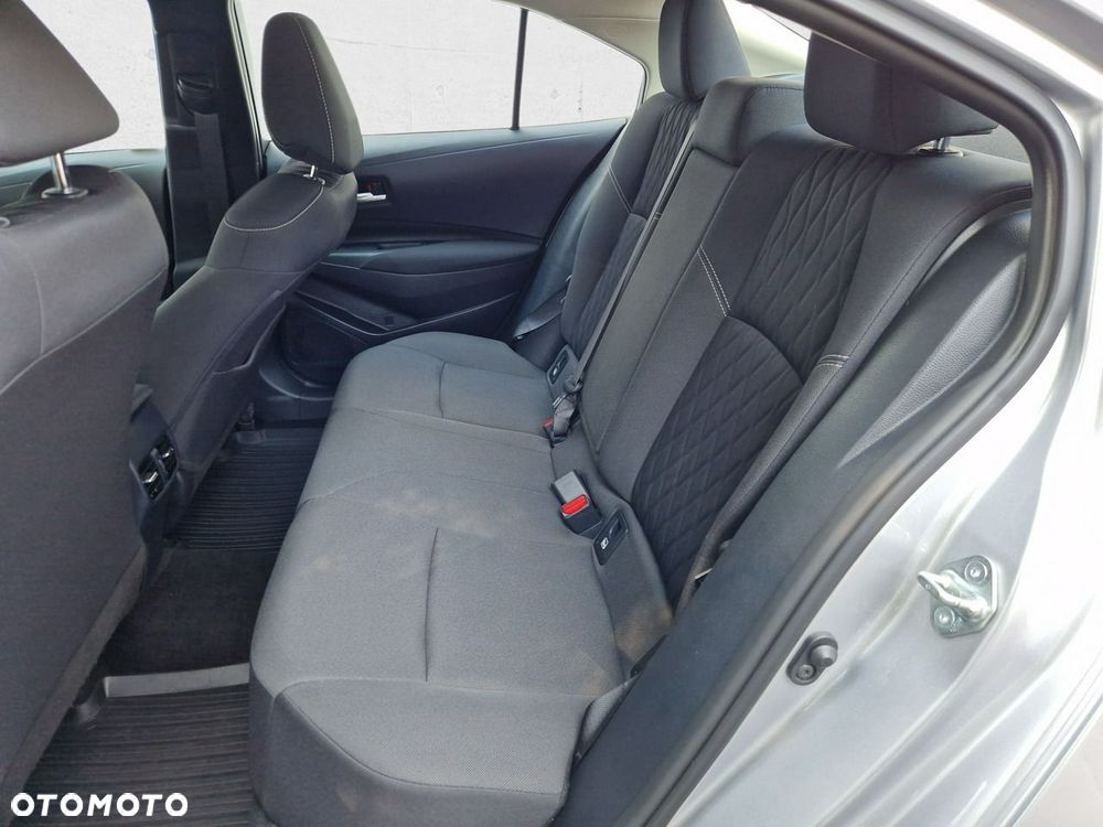 Toyota Corolla - 22