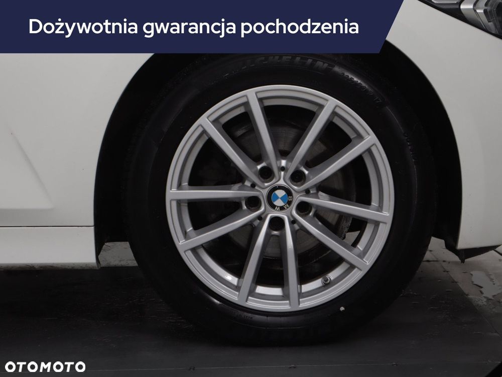 BMW Seria 3 - 17