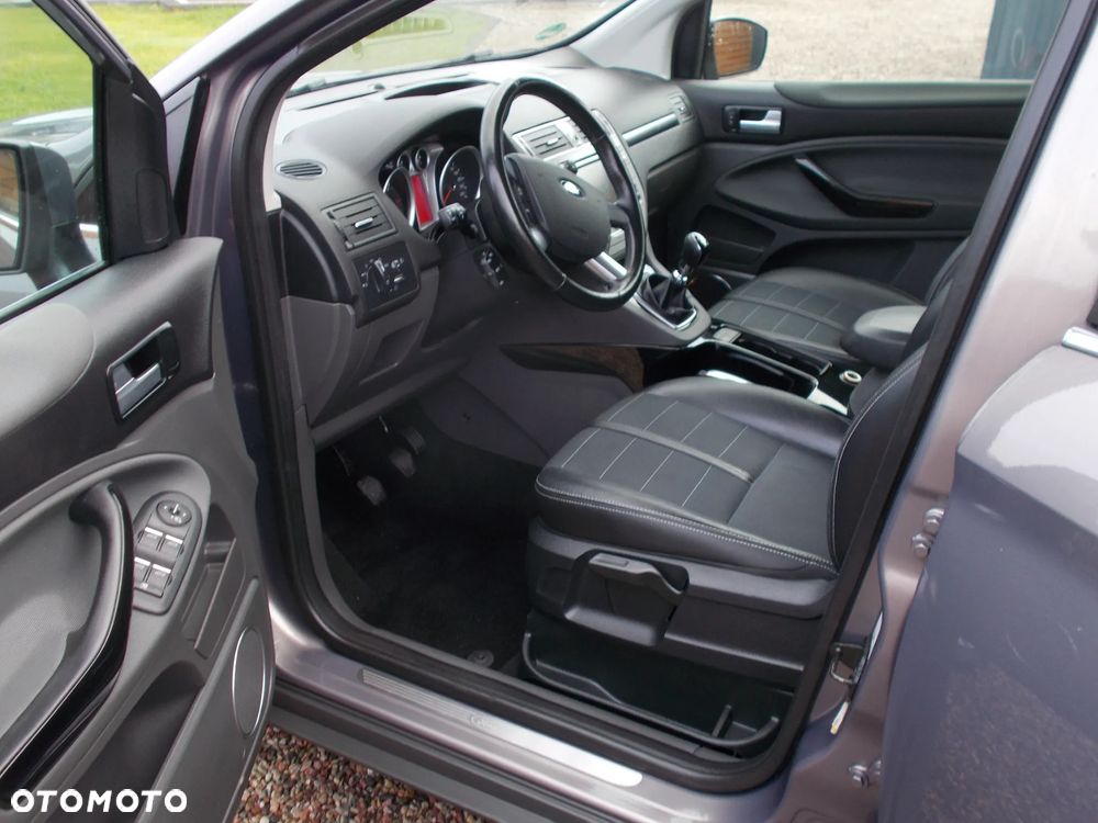 Ford Kuga 2.0 TDCi Titanium - 10