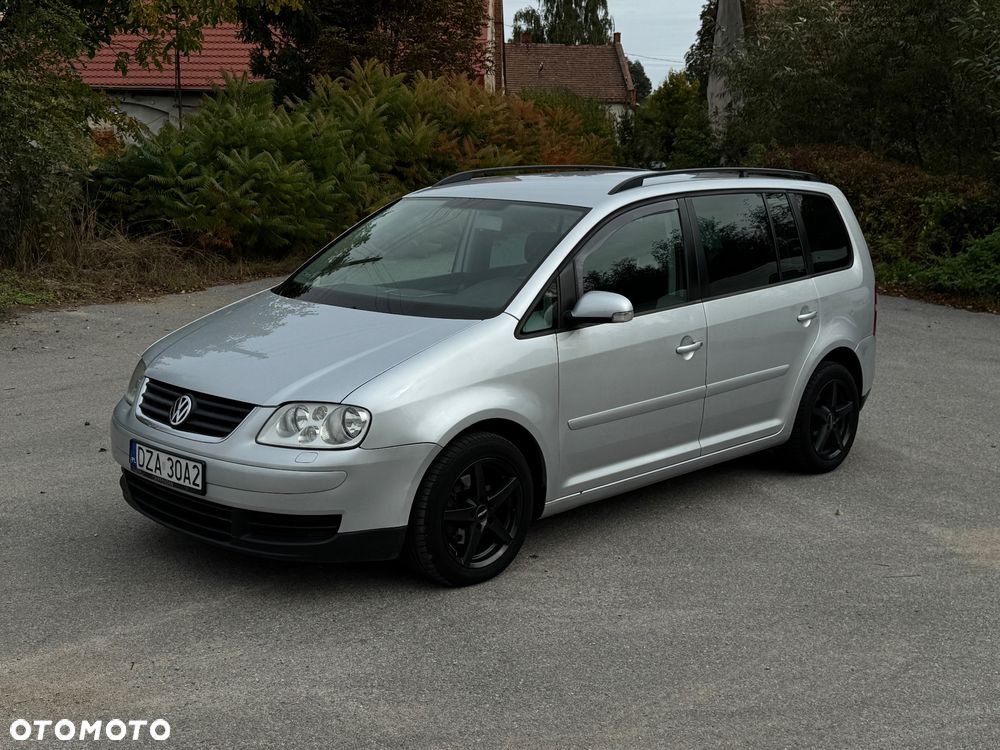 Volkswagen Touran 2.0 TDI Highline - 1