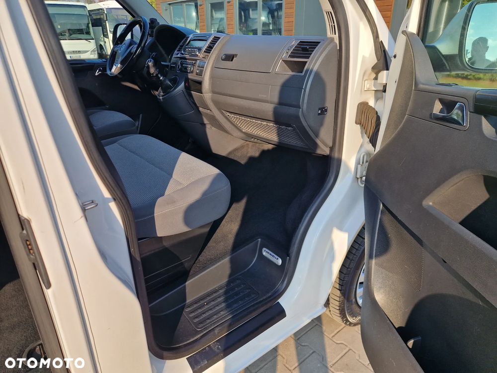Volkswagen Caravelle 2.0 TDI L2 Highline - 16