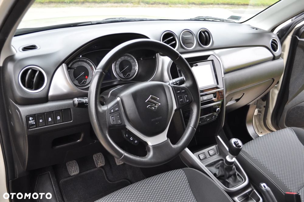 Suzuki Vitara 1.4 Boosterjet XLED 2WD - 15