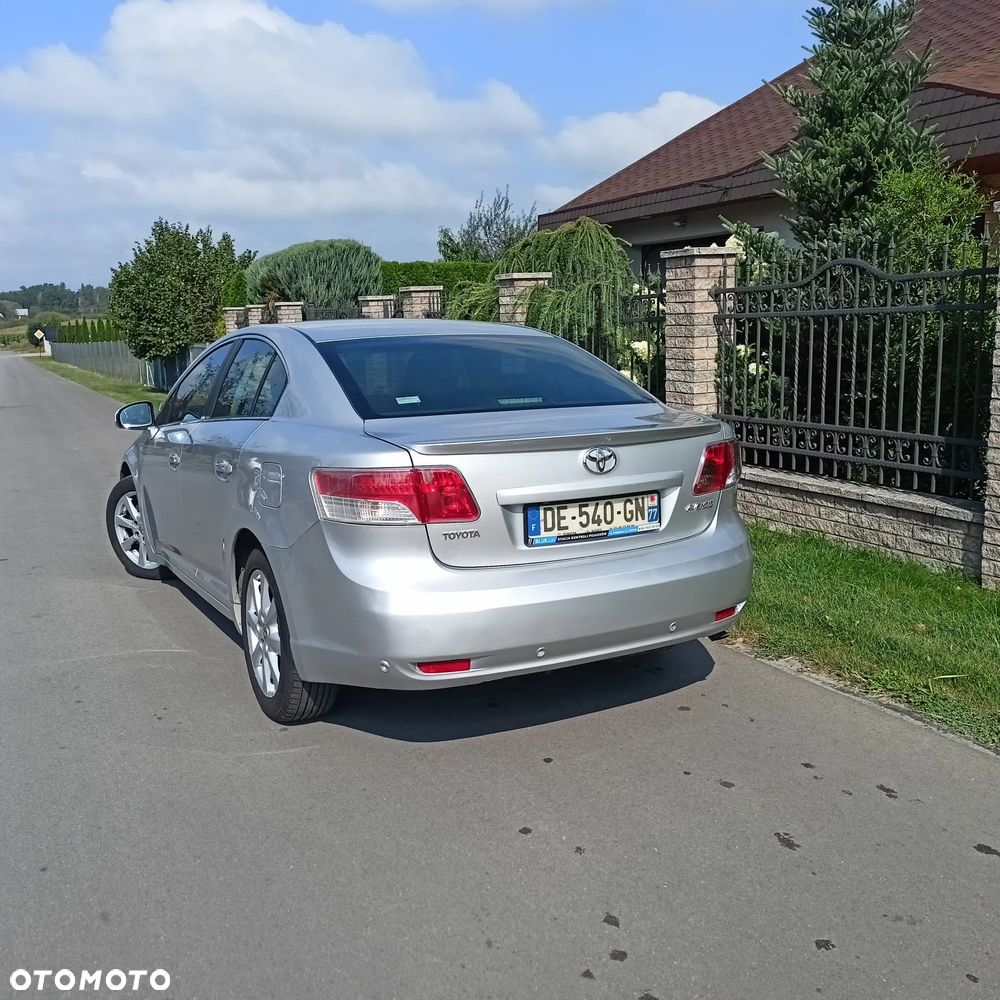 Toyota Avensis 2.0 D-4D Sol plus - 11