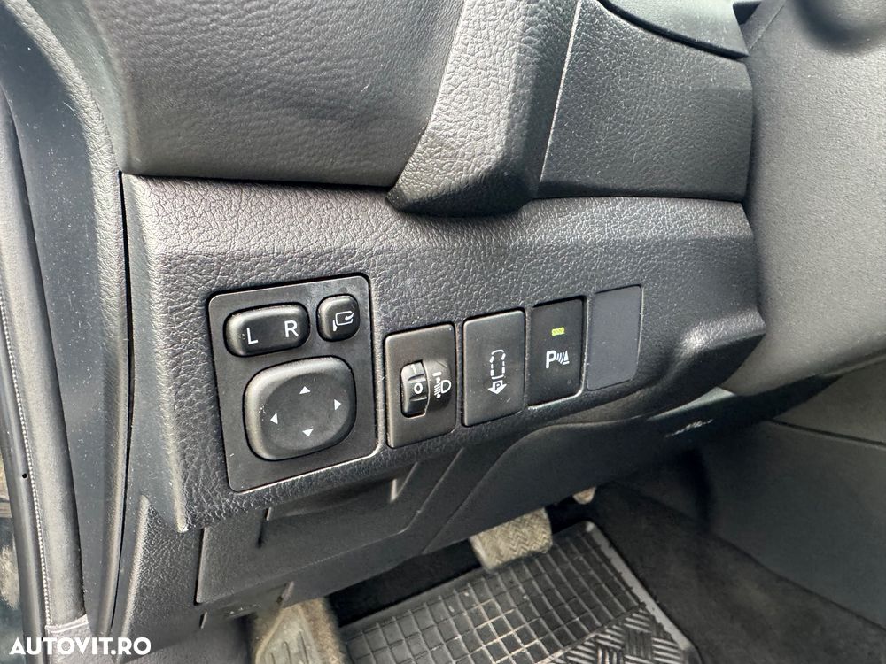 Toyota Auris 1.8 VVT-i Hybrid Automatik Cool - 24