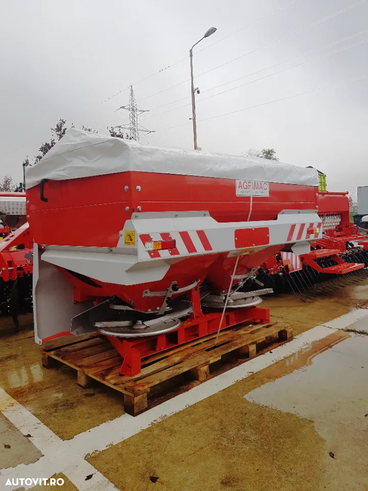 Agrimac Masina de Imprastiat Ingrasaminte 24-36 m. - 2