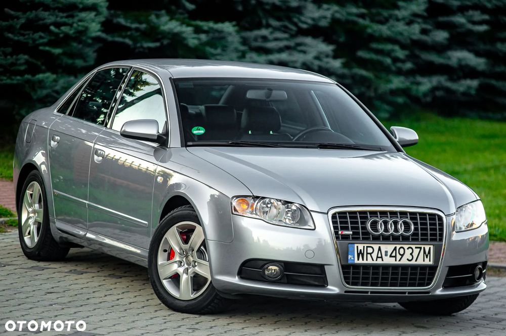 Audi A4 Limousine