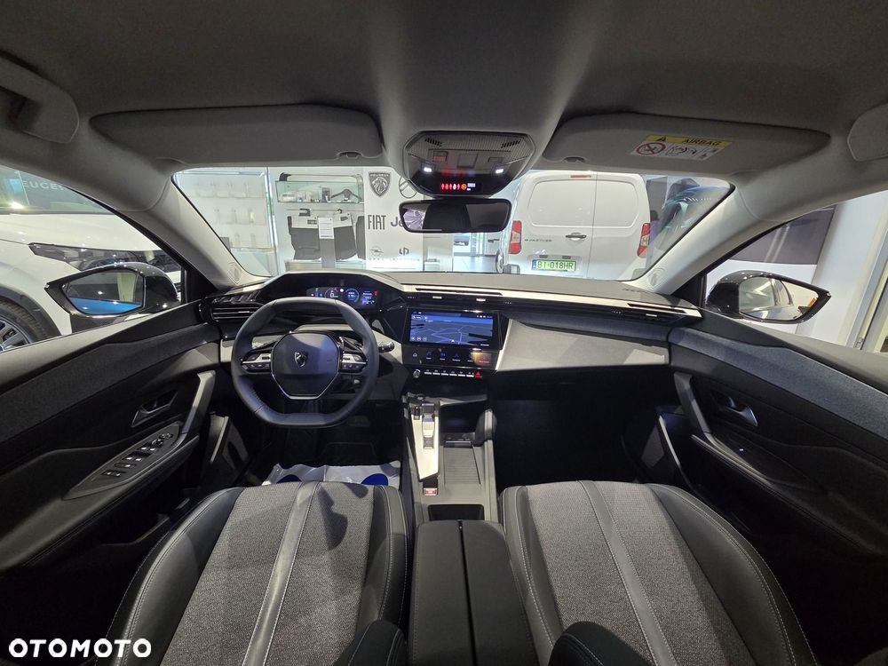 Peugeot 308 - 13