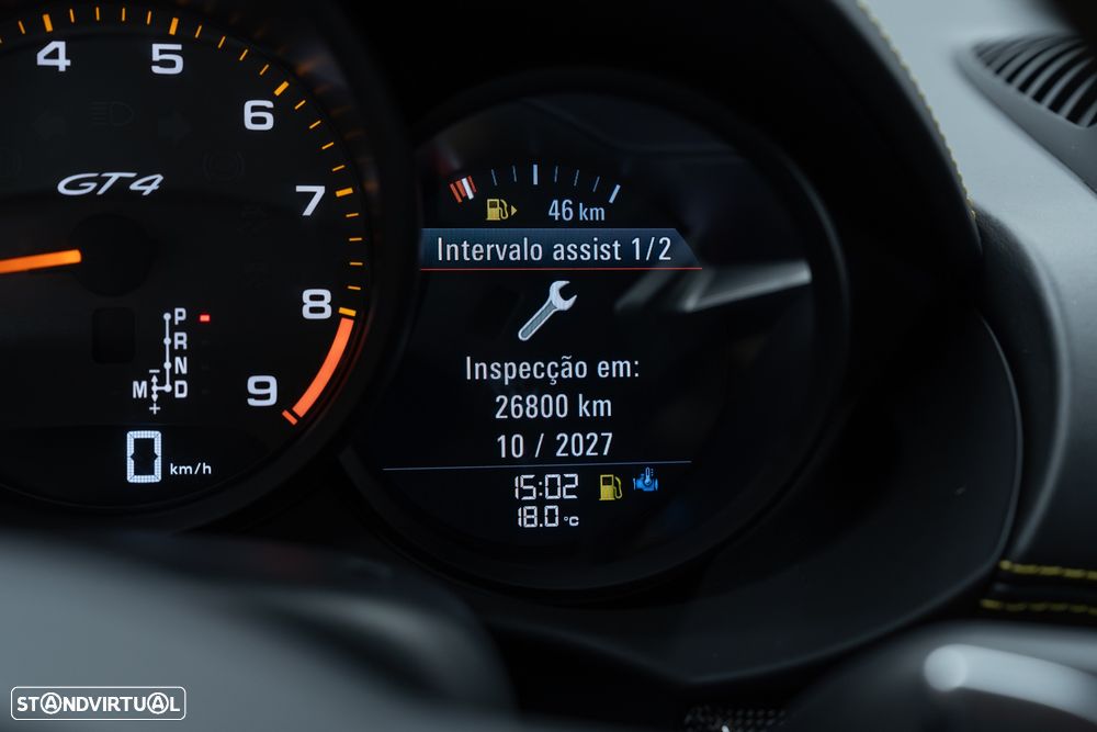 Porsche 718 Cayman GT4 PDK - 27