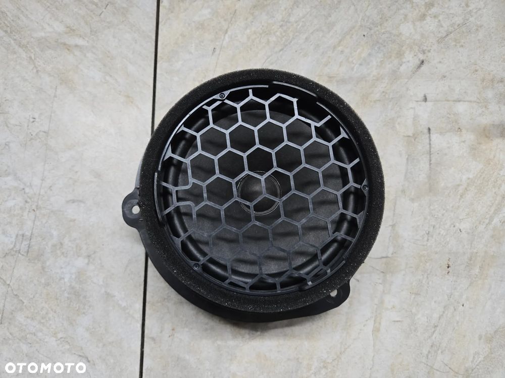 AUDI A3 8V GŁOŚNIK DRZWI TYŁ - 1