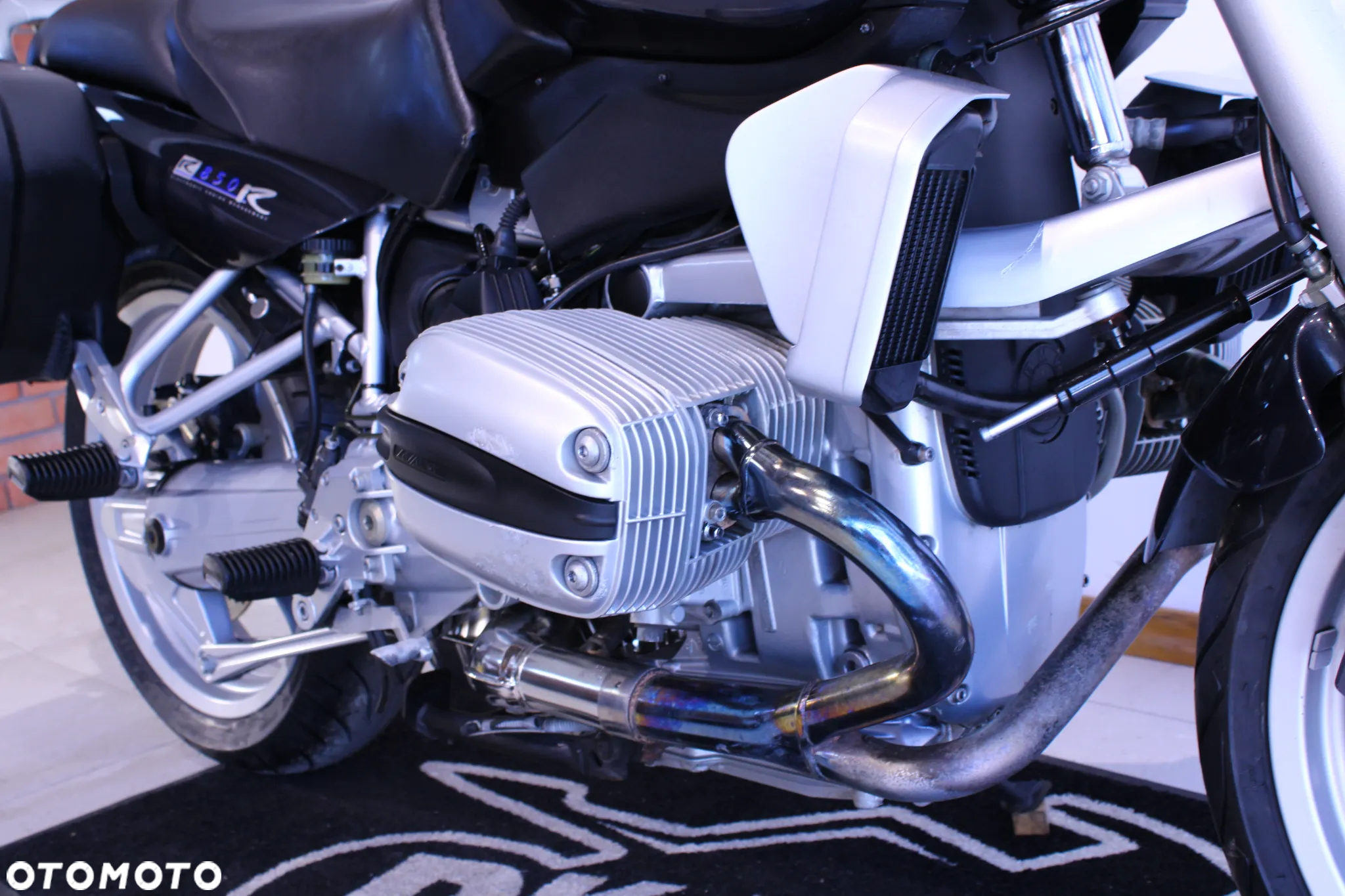 BMW R - 19
