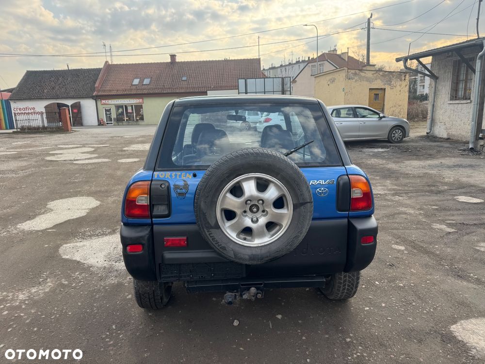 Toyota RAV4 2.0 Fun - 5