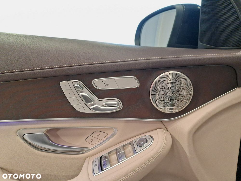 Mercedes-Benz GLC - 14