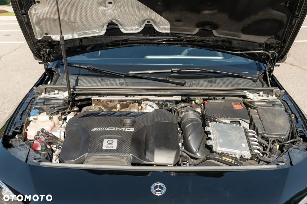 Mercedes-Benz CLA - 41