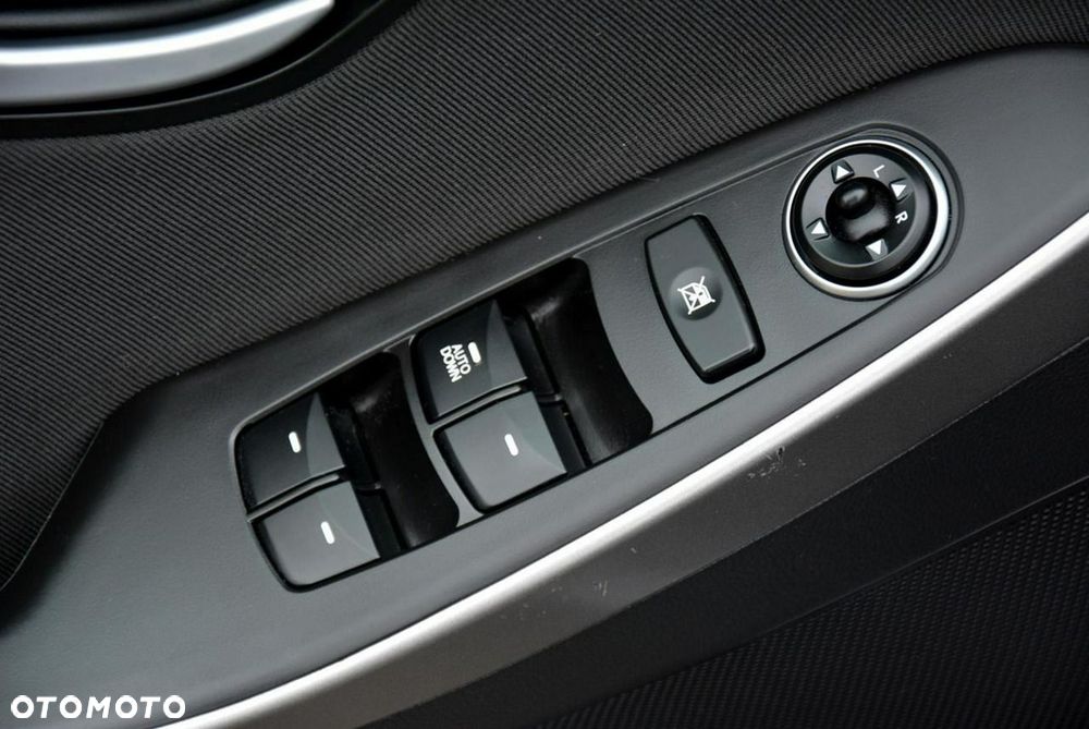 Hyundai i30 1.6 GDI BlueDrive Comfort - 32