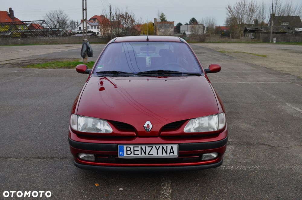 Renault Megane 1.6 RN - 1