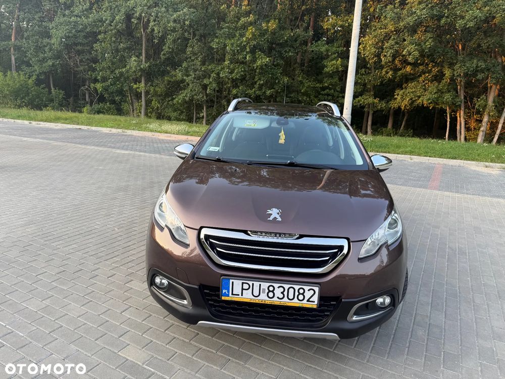 Peugeot 2008 1.2 Pure Tech Allure S&S - 2