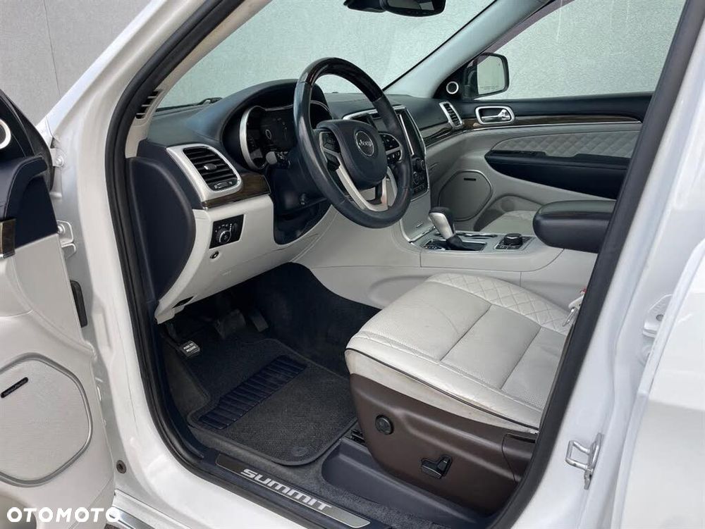 Jeep Grand Cherokee 5.7 V8 HEMI Summit - 13