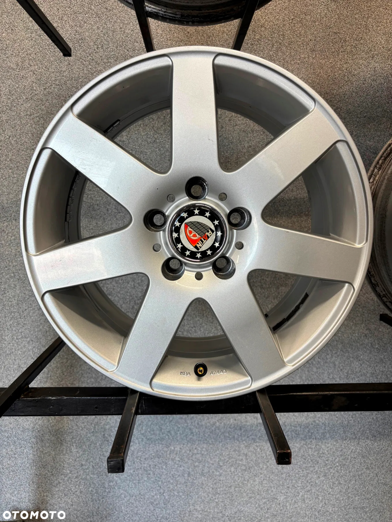 4 FELGI ALU. VW PASSAT,ARTEON,CADDY,SEAT LEON,SKODA OCTAVIA,MERCEDES KLASA C,E,COUPE 16'' 7J ET38 PLATIN - 8