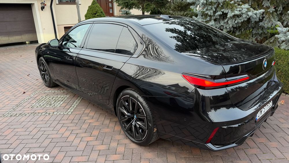BMW Seria 7 - 19