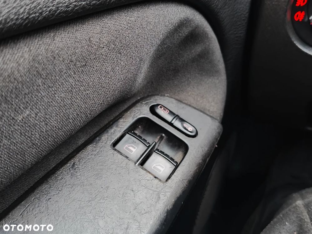 Volkswagen Passat - 20