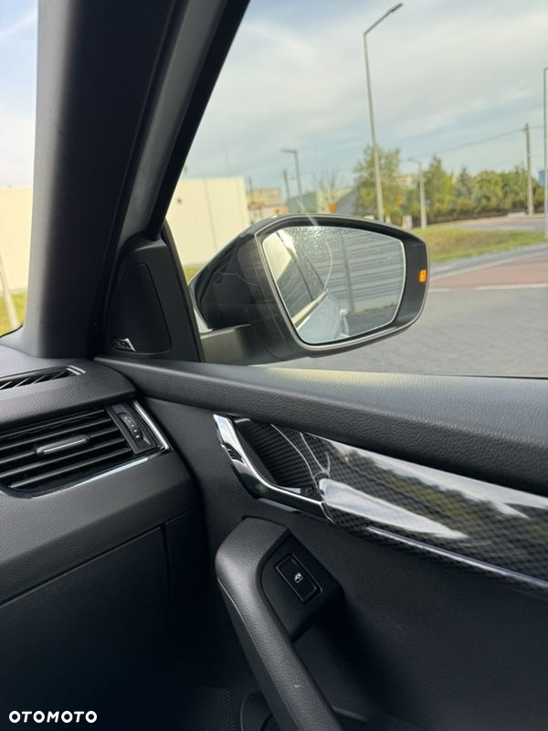 Skoda Octavia 2.0 TSI RS 230 DSG - 10