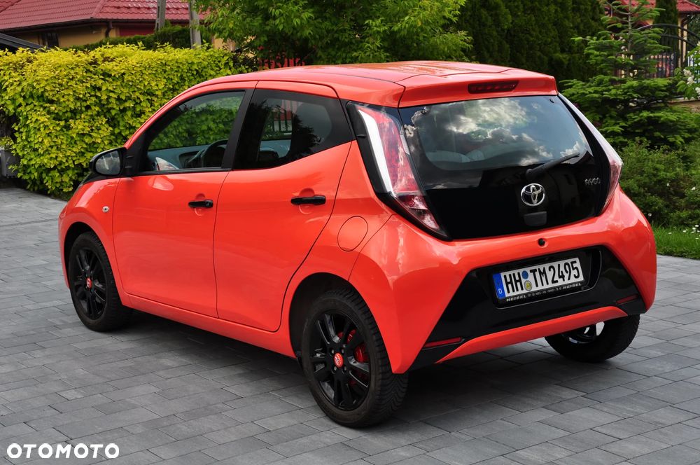 Toyota Aygo x-cite - 12