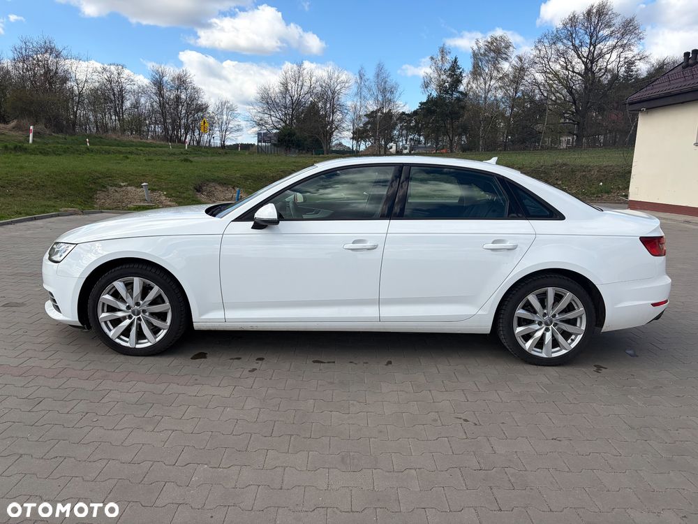 Audi A4 Limousine 2.0 TFSI ultra S tronic - 9