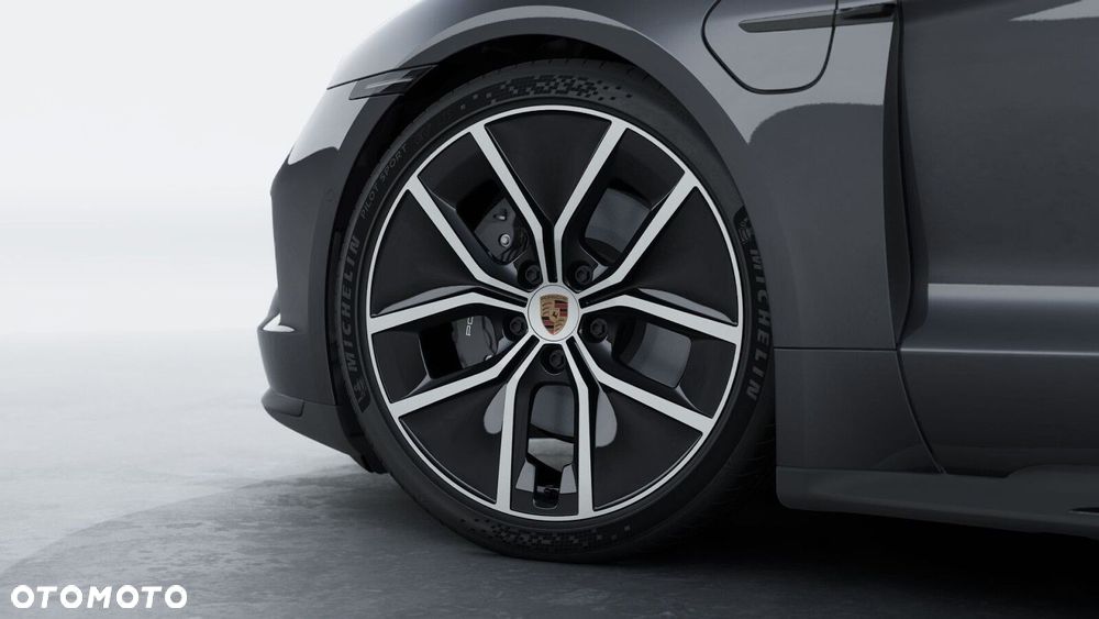 Porsche Taycan - 3