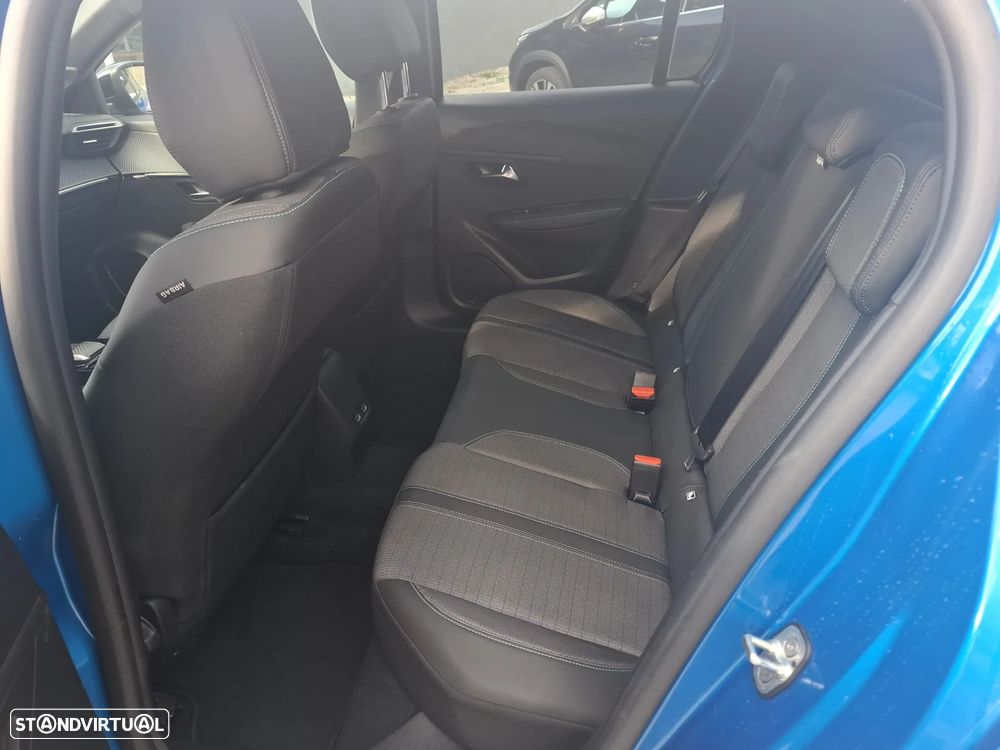 Peugeot 208 1.2 PureTech GT Line EAT8 - 13