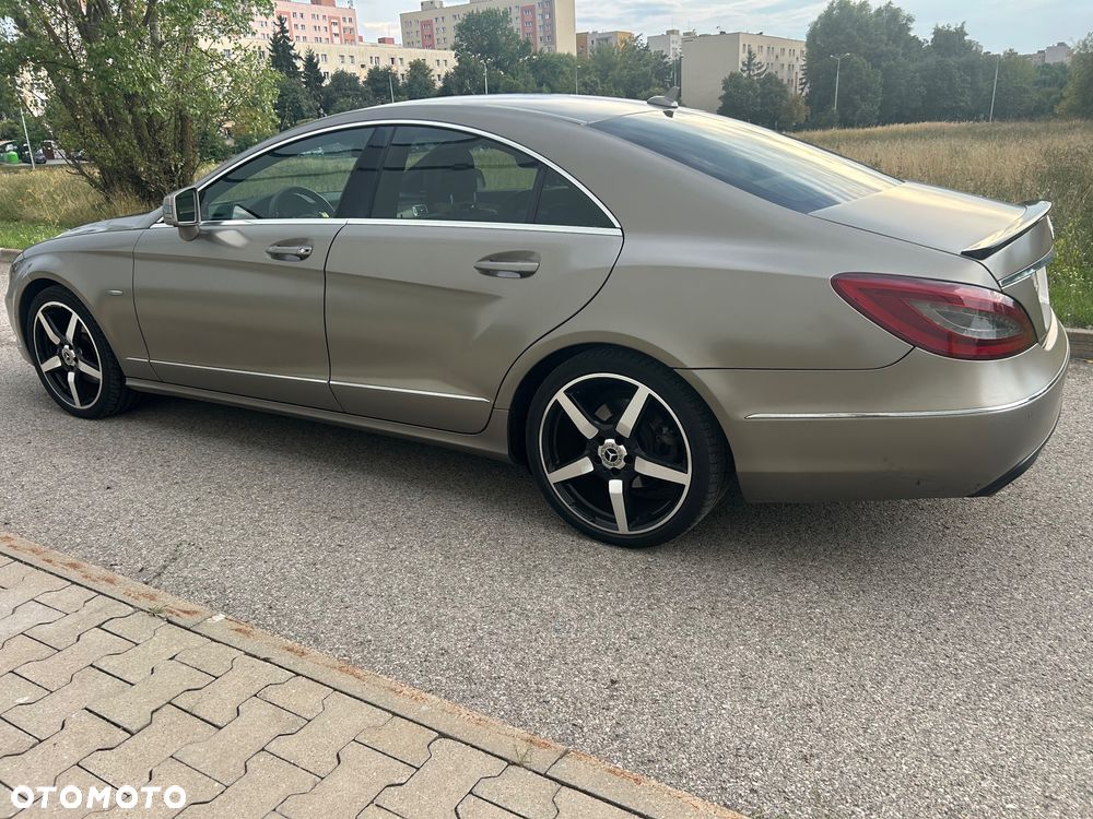 Mercedes-Benz CLS - 19