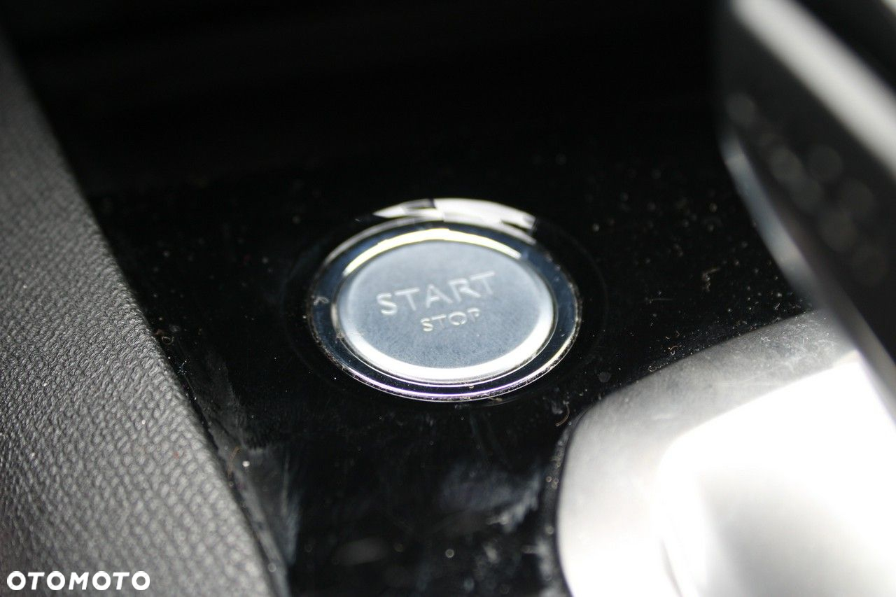 Peugeot 3008 1.6 THP Allure S&S EAT6 - 33