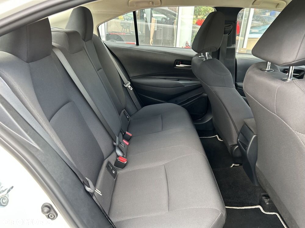 Toyota Corolla 1.8 Hybrid Active - 21