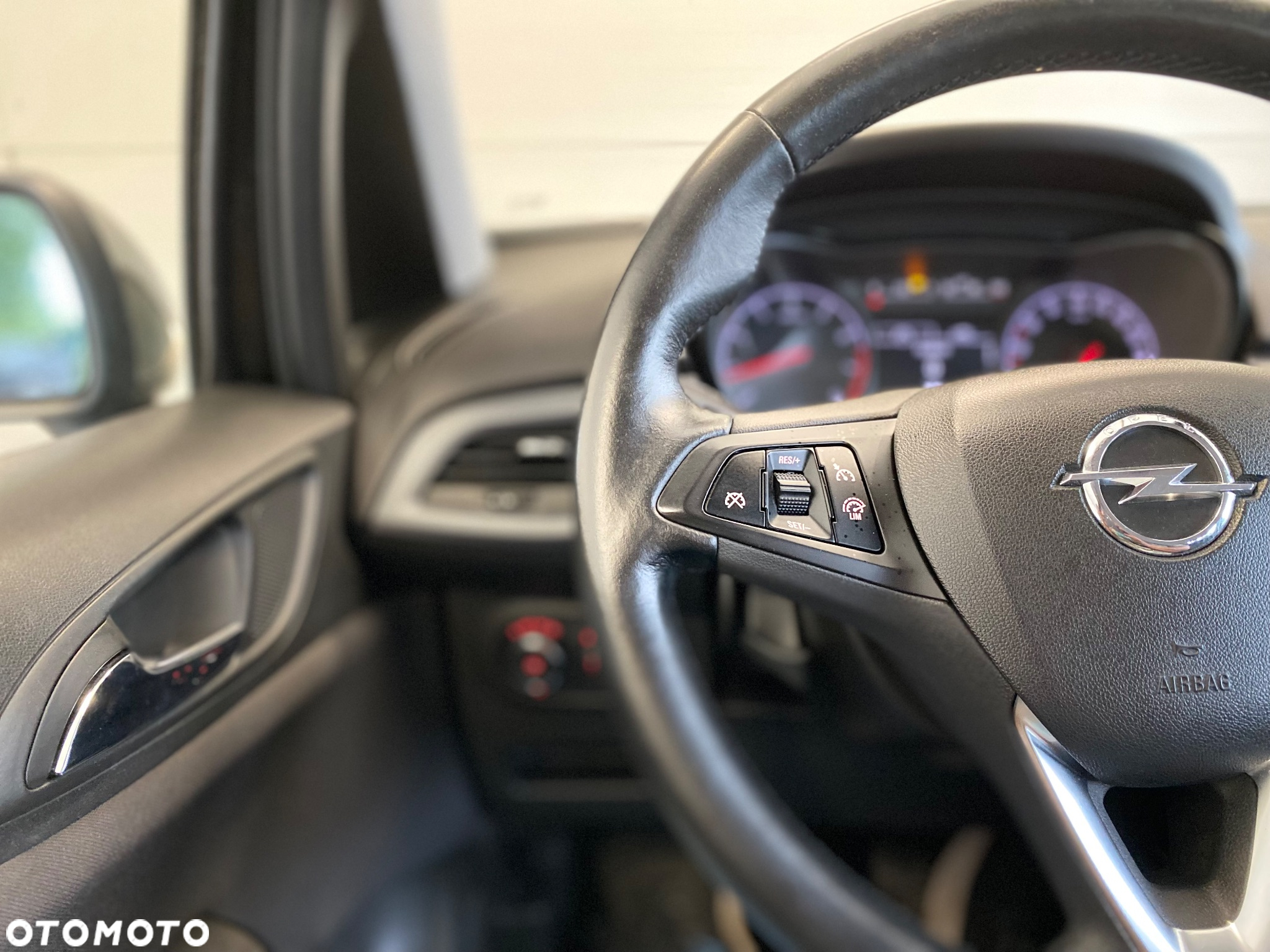 Opel Corsa 1.2 Cosmo - 19