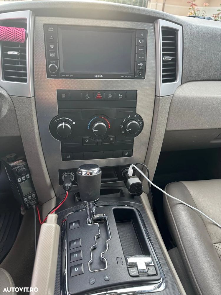 Jeep Grand Cherokee - 7