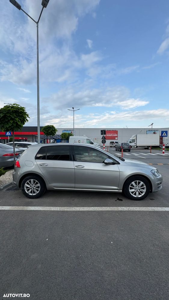 Volkswagen Golf 1.6 TDI BlueMotion Technology DPF Comfortline DSG - 4