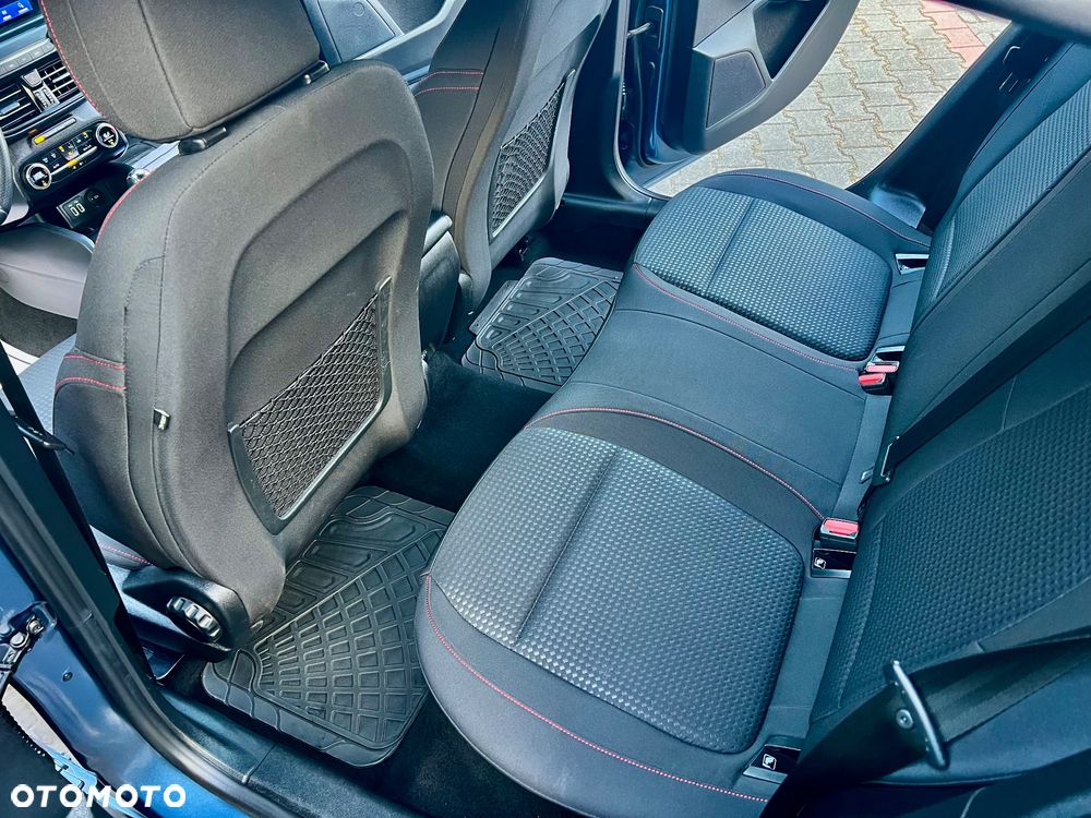 Ford Focus 1.5 EcoBlue Start-Stopp-System ST-LINE STYLE - 17