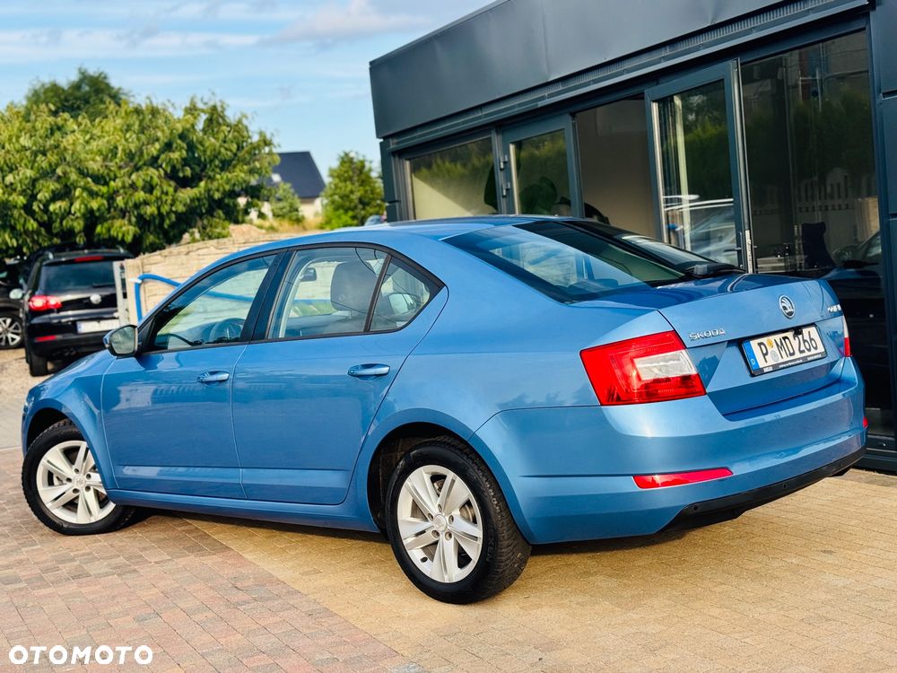 Skoda Octavia 1.6 TDI DPF Ambiente - 25
