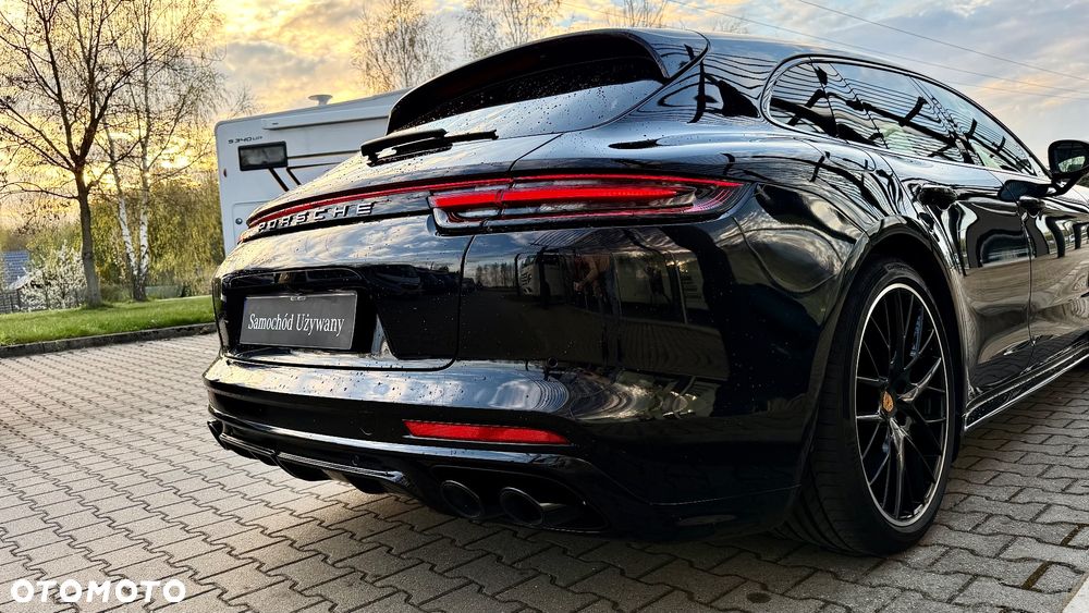 Porsche Panamera 4 GPF - 25