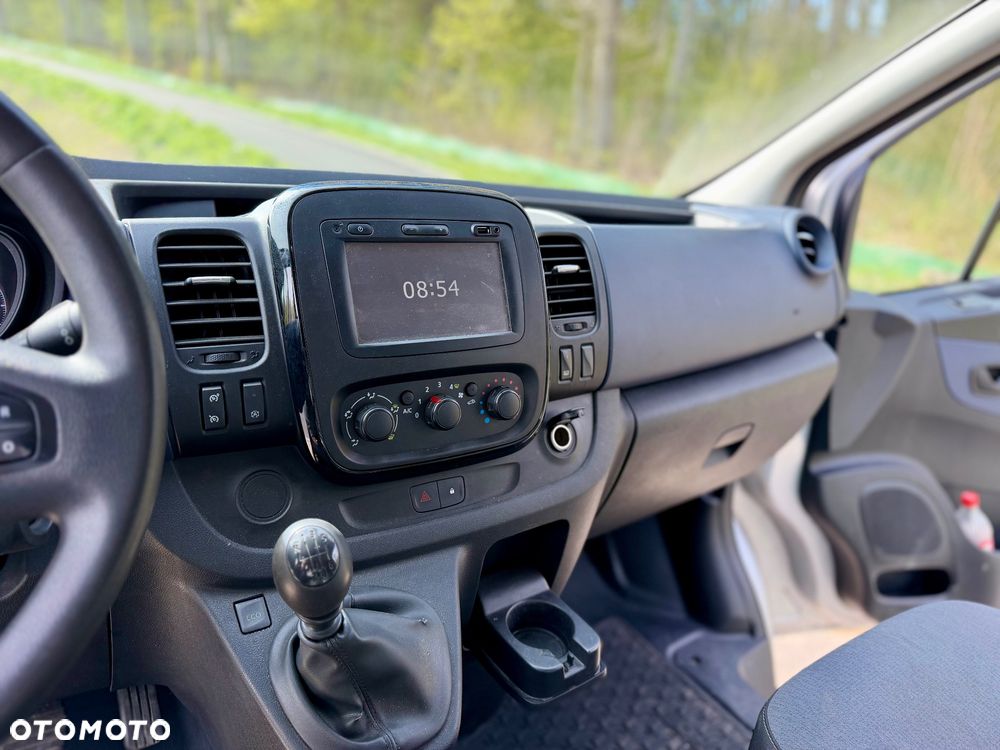 Opel Vivaro - 18
