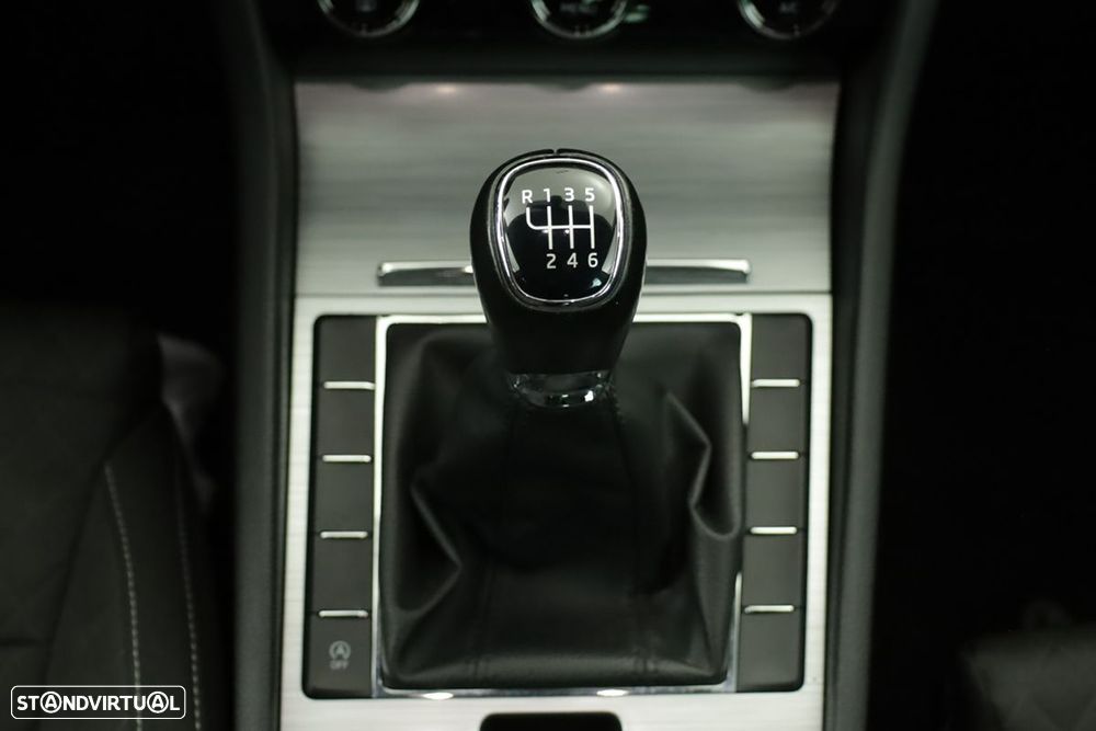 Skoda Superb Break 2.0 TDI Ambition - 14