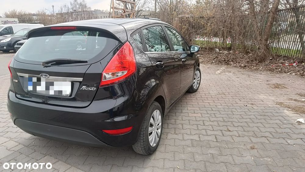 Ford Fiesta - 5