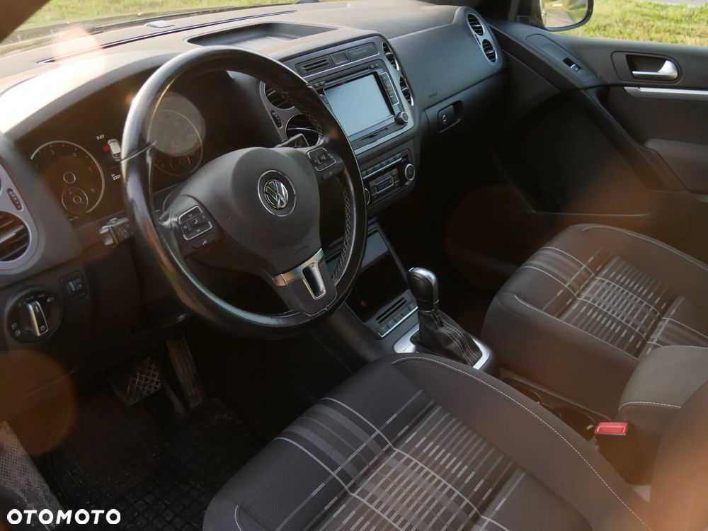 Volkswagen Tiguan 2.0 TDI DPF 4Motion BlueMotion Technology DSG Lounge Track & Style - 33