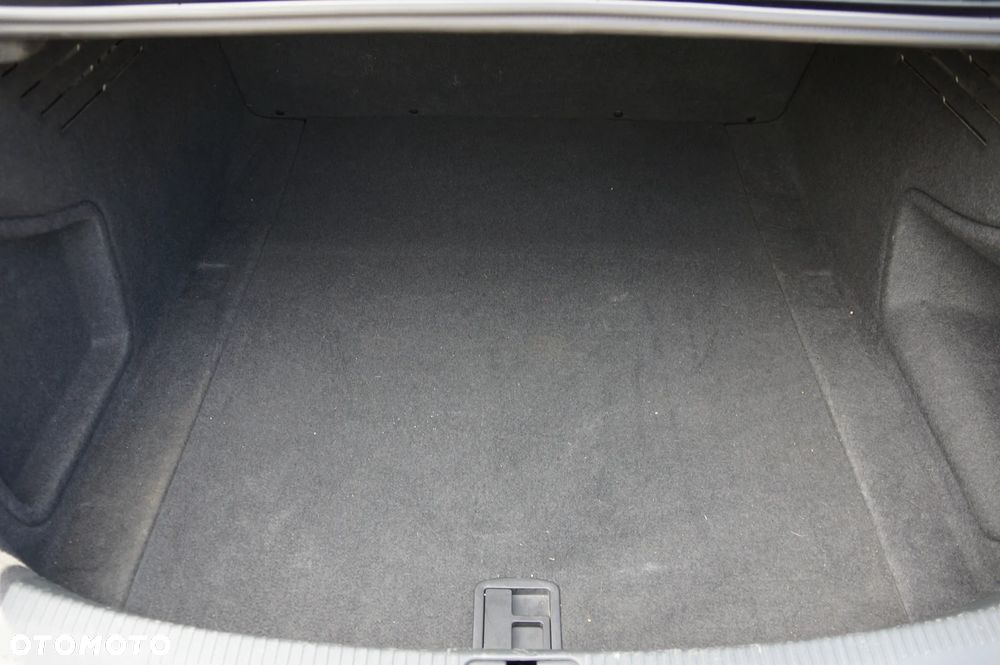 Audi A4 Limousine 2.0 TFSI ultra - 29