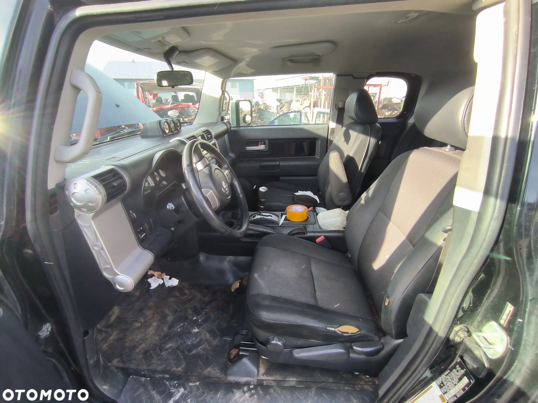 Toyota Fj Cruiser 4.0 V6 2007 auto na części 692106889 maska zderzak fotele silnik skrzynia reduktor felgi most dach drzwi cały przód silnik - 1