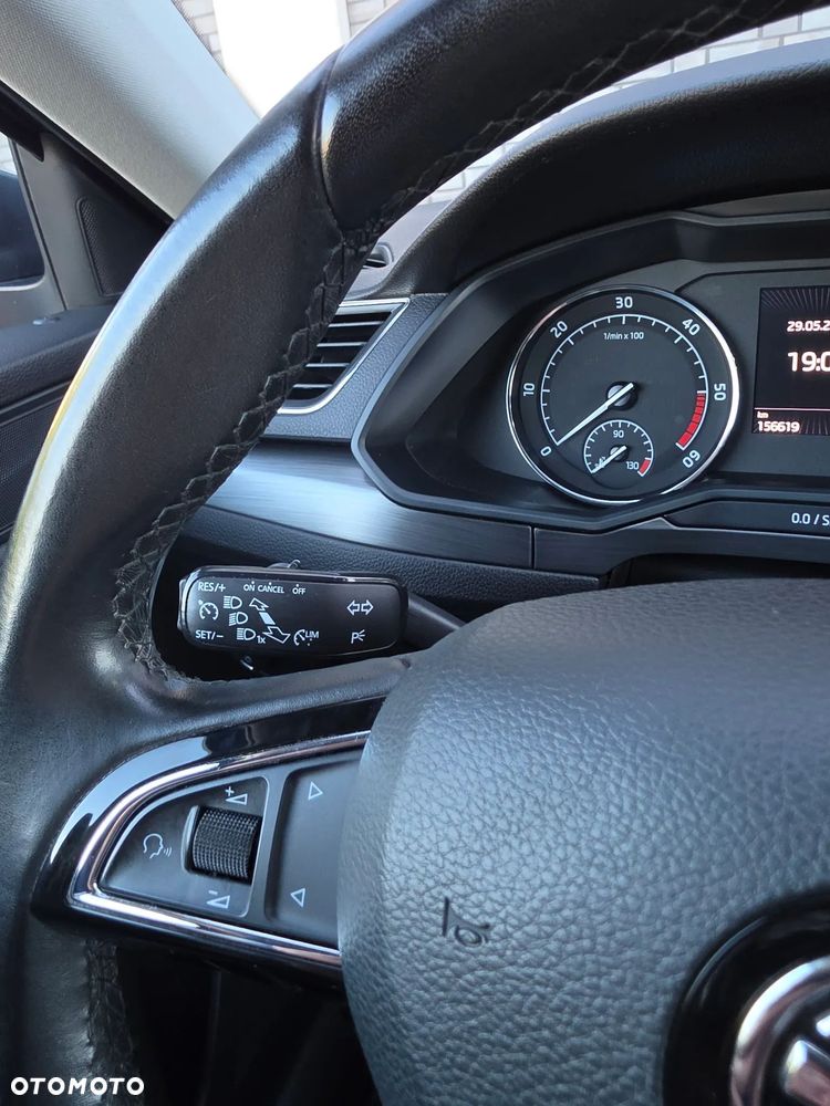 Skoda Superb 2.0 TDI Style DSG - 17