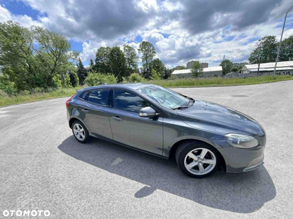 Volvo V40 D2 Base - 8